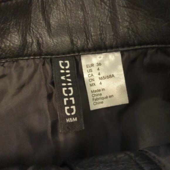 Faux leather asymmetrical zip mini skirt - Picture 5 of 5